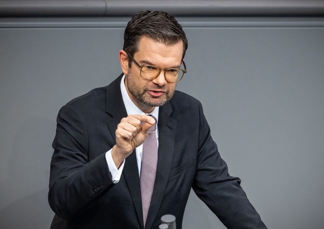 Weitere Versch&auml;rfungen im Mietrecht sieht Buschmann kritisch. (Archivbild)  | Foto: Michael Kappeler/dpa