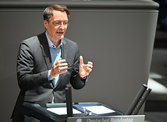 Minister Karl Lauterbach spricht von einer "Revolution". (Archivbild)  | Foto: Rabea Gruber/dpa