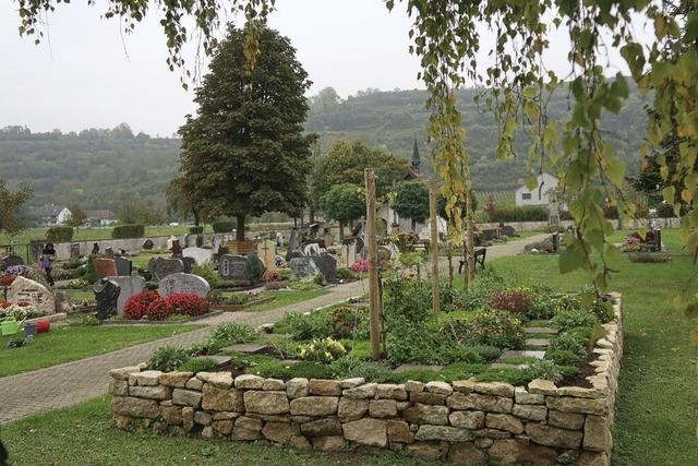 Friedhof soll eine Toilette bekommen