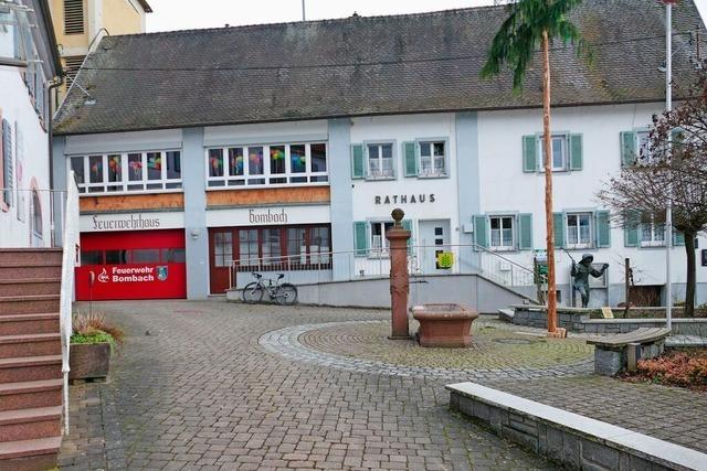 Das Bombacher Rathaus kann wieder geffnet werden