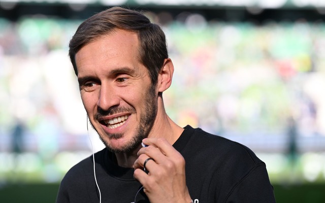 Ist seit dieser Saison Cheftrainer beim SC Freiburg: Julian Schuster.  | Foto: Carmen Jaspersen/dpa