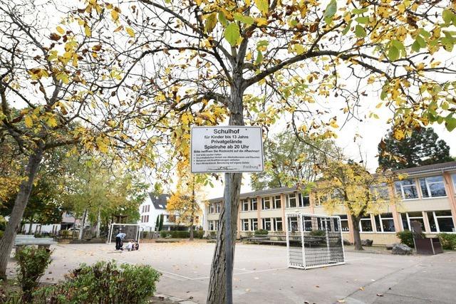 Schulhof der Johannes-Schwartz-Schule in Freiburg-Lehen ist nach Vorfllen zwischen Kindern fr Externe gesperrt