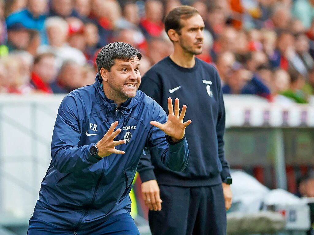 SC-Co-Trainer Florian Bruns gibt wollen Krpereinsatz.