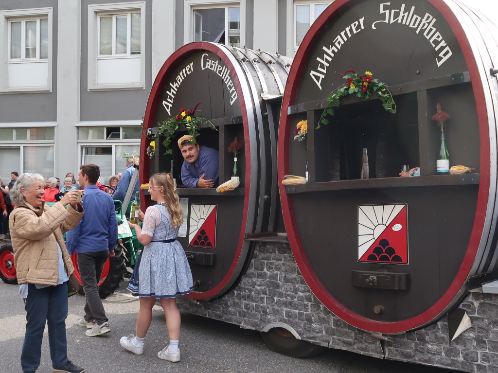 Das Erntedankfest gebhrend feiern, ist fr Winzer und Landwirte in Ihringen seit Jahrzehnten guter Brauch.