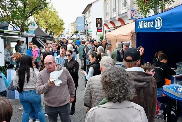 Drei Mrkte locken viele Besucher in die Rheinfelder Innenstadt