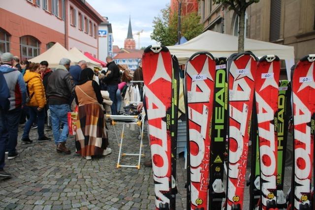 Schnppchen beim Brettlimrkt in Emmendingen gibt es schon vor sechs Uhr