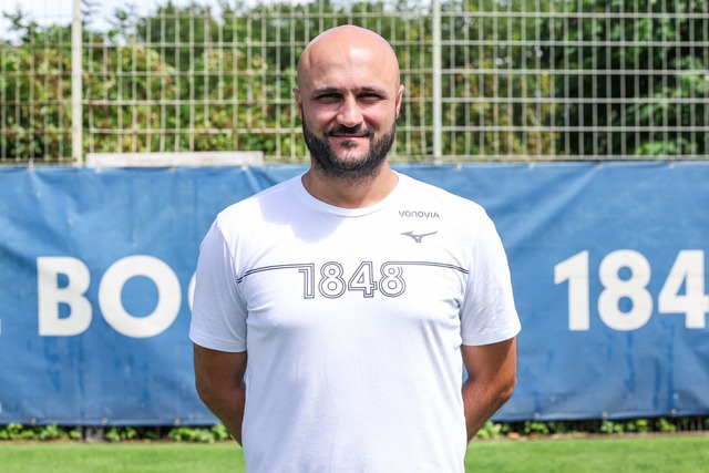 Murat Ural arbeitet vorerst zusammen mit Markus Feldhoff beim VfL Bochum.  | Foto: Tim Rehbein/dpa