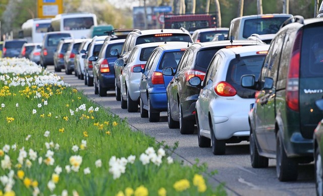 Verkehrschaos in Ihringen whrend des Erntedankfestes (Symbolbild).  | Foto: Patrick Seeger (dpa)