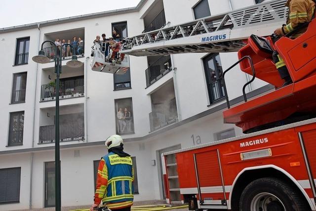 Bei einer bung simuliert die Feuerwehr in Gundelfingen dramatische Szenen