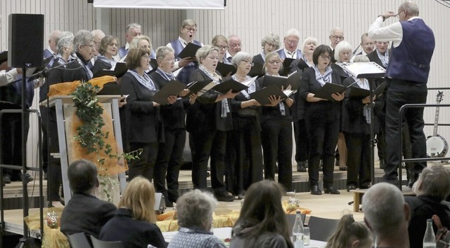 Mit einem abwechslungsreichen Programm... Wiechs die Gste beim Herbstkonzert.   | Foto: Thomas Winckelmann