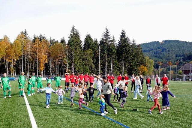 Torreichtum beim Chilbi-Kick fr Kindergarten Titisee