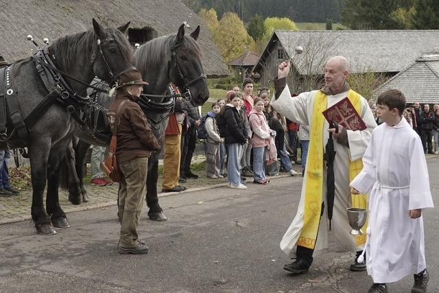 Chilbi trotzt Nieselregen und fllt Festzelt