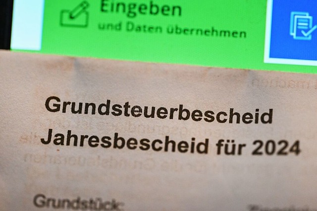 Der Gemeinderat Bahlingen hat die neue... Grundsteuer beschlossen (Symbolbild).  | Foto: Bernd Weibrod (dpa)