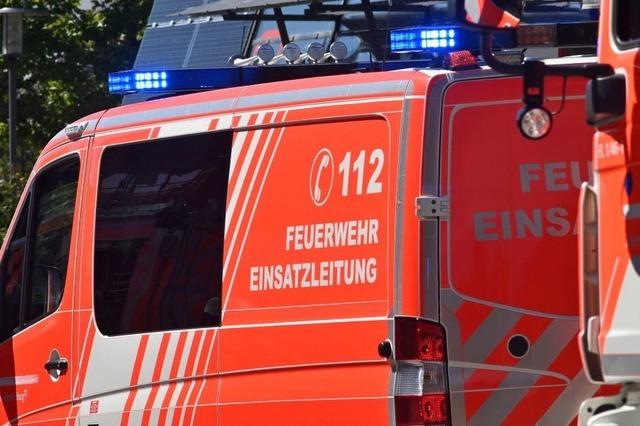 Feuerwehr rckt nach Rauchbildung in Hotel im Freiburger Stadtteil Mooswald aus