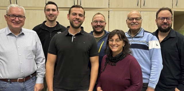 Der neugewhlte Gesamtvorstand des Sta...pperle, Helmut Fritz, Daniele Cipriano  | Foto: Stadtjugendring