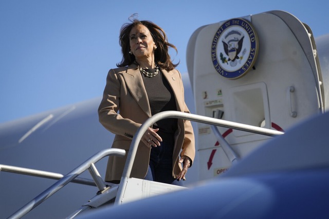 Kamala Harris: &#8222;Ich bete jeden Tag, manchmal zweimal am Tag.&#8220;  | Foto: Matt Rourke (dpa)