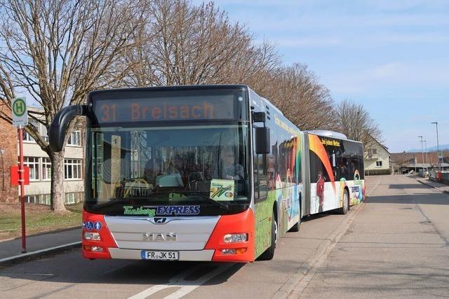 Breisach hlt am Stundentakt der Buslinie 700 nach Freiburg fest