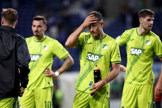 Der Frust nach der ersten Niederlage in der Europa League ist gro&szlig;.  | Foto: Luis Vieira/AP