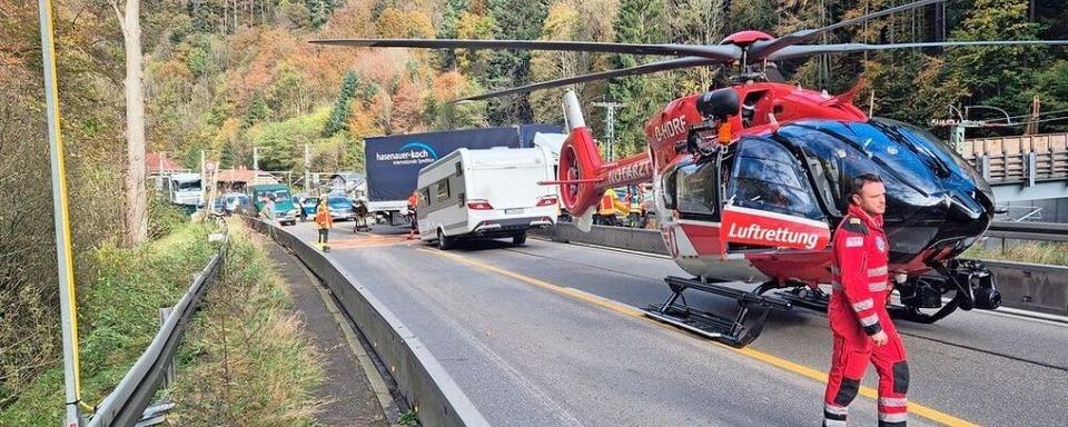 Nach schwerem Unfall im Hllental ist die B31 wieder frei