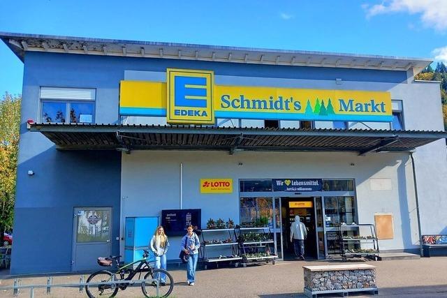 Schmidt’s Markt in Zell erweitert und bekommt ein Caf mit Auenbereich