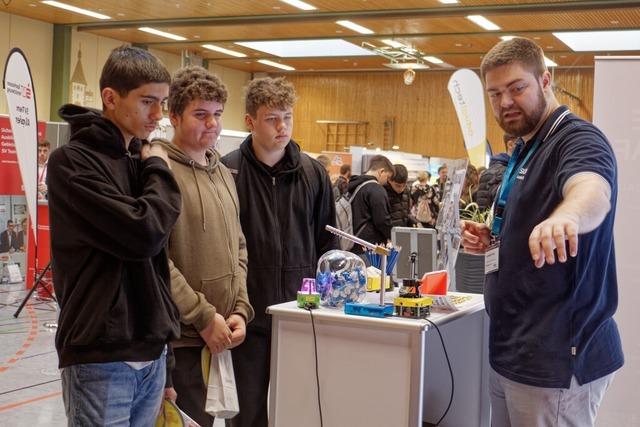 Ausbildung, Schule oder Studium: Bei der Jobstartbrse gibt es Orientierungshilfe auf dem Weg ins Berufsleben