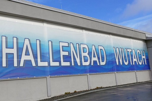 Die Sdfassade des Hallenbads Wutach ist saniert  | Foto: Stefan Limberger-Andris