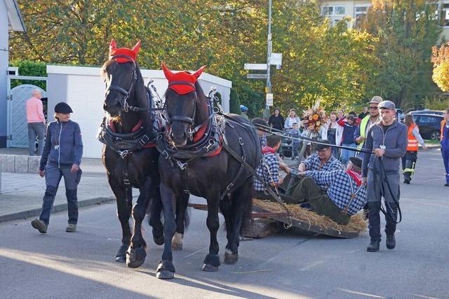 Hammeltanz, Umzug und Dunkili: Am Wochenende war Kilwi in Weisweil