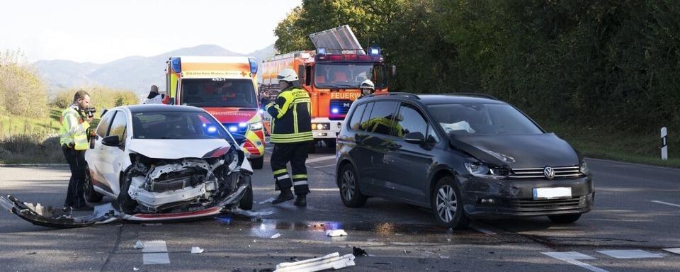 Zwei Verletzte nach Unfall bei Neuenburg