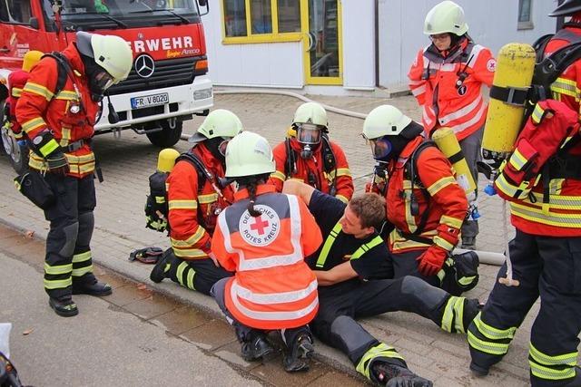 Erfolgreiche Feuerwehr-bung bei Rinklin Naturkost