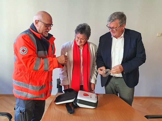 Die Brgerstiftung setzt sich immer wi...nen neuen Defibrillator  (Archivbild).  | Foto: Stadt Kenzingen