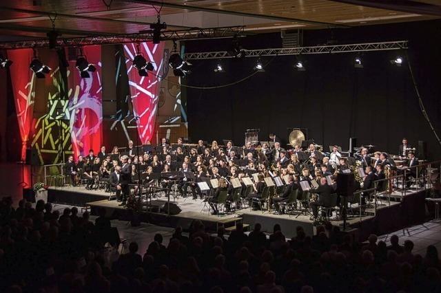 In der Endinger Stadthalle spielen die Stadtmusik Endingen und Harmonie Municipale d’Erstein ein Doppelkonzert