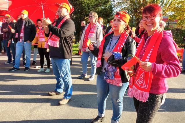 Warnstreik bei Litef in Freiburg: "Wir brauchen eine faire Tariferhhung"