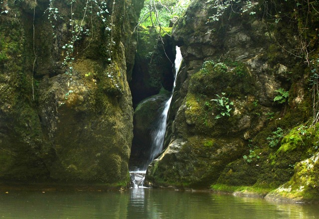 Der Teufelskessel im Wald bei Gurtweil.  | Foto: Alfred Scheuble