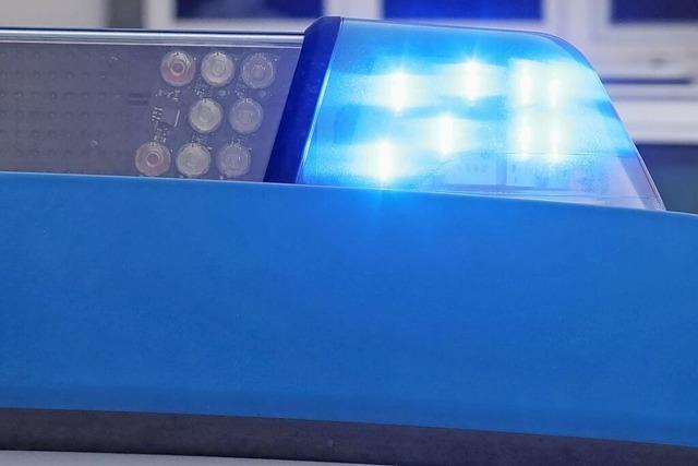 Streit eskaliert in Bad Sckingen: Mann mit Waffe bedroht