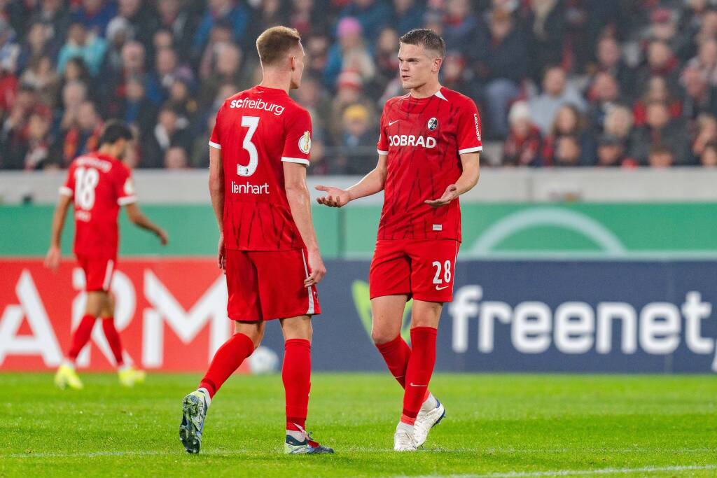 Der SC Freiburg muss im Pokalspiel gegen den Hamburger SV ran. Es wird ein Replay des DFB-Pokal-Halbfinales von 2022.