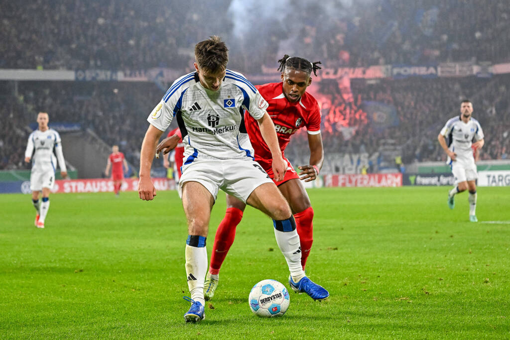 Der SC Freiburg muss im Pokalspiel gegen den Hamburger SV ran. Es wird ein Replay des DFB-Pokal-Halbfinales von 2022.