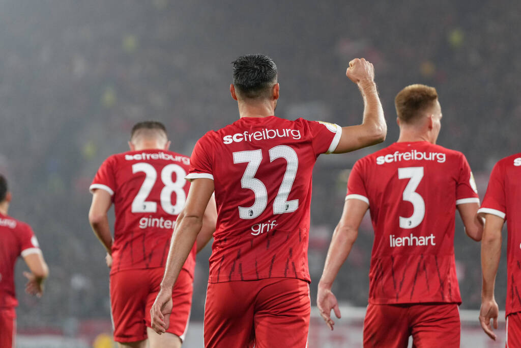 Der SC Freiburg muss im Pokalspiel gegen den Hamburger SV ran. Es wird ein Replay des DFB-Pokal-Halbfinales von 2022.