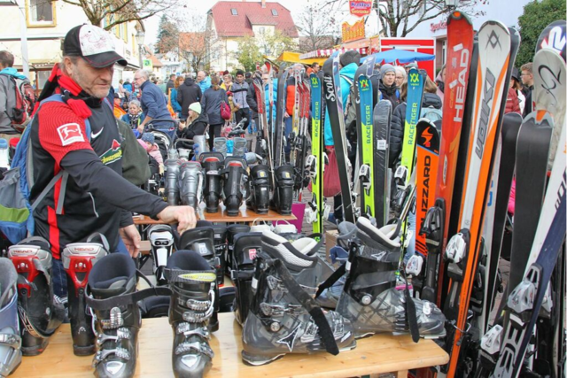 Echt abgefahren! - Verkaufsoffener Sonntag und Brettlemarkt in Kirchzarten