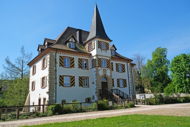 Das Personalkarussell im Schliengener Rathaus im Schloss Entenstein dreht sich.  | Foto: Martin Pfefferle