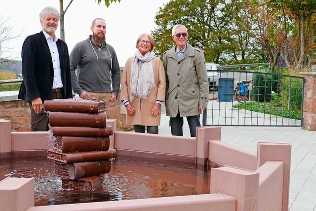 Der neue Brunnen am Steinener Friedhof ist eingeweiht