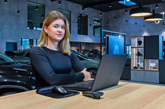 Patricia Bauder, die in Oberschopfheim...Automobilkauffrau in Südbaden gemacht. | Foto: Endrik Baublies Patricia Bauder, die in Oberschopfheim...Automobilkauffrau in Südbaden gemacht. | Foto: Endrik Baublies