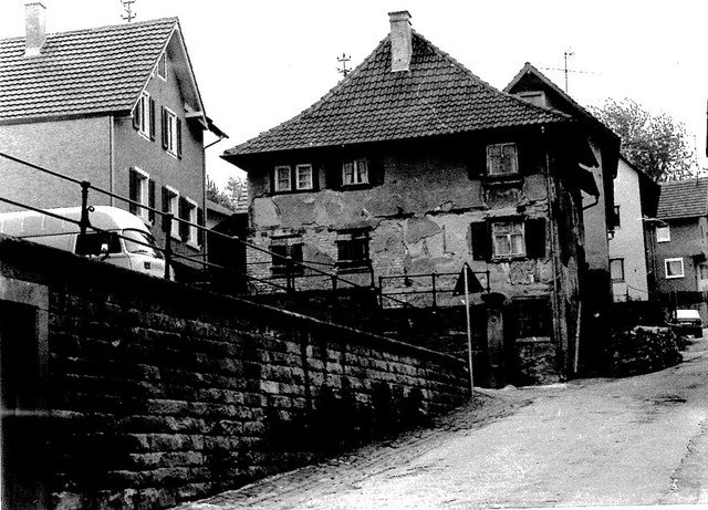 Kippenheim frher und heute: Die Bergs.... Und die heutige   Ansicht (rechts).   | Foto: Stephan Hurst