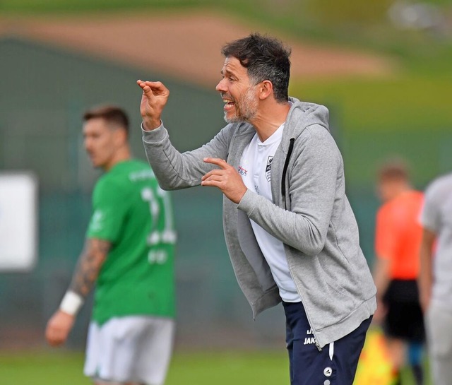 Bleibt mit seiner Mannschaft Tabellenf...drich, Trainer des SV Niederschopfheim  | Foto: Wolfgang Knstle