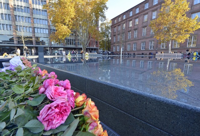 Auch dieses Jahr drfen wieder Blumen ...ogrome niedgelegt werden. (Archivbild)  | Foto: Michael Bamberger