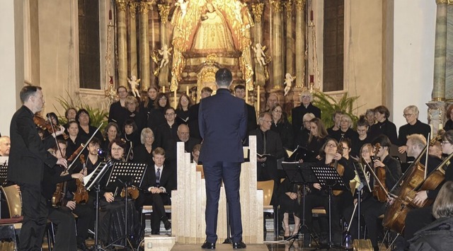 In der Wallfahrtskirche in Todtmoos f...Felix Wunderle das Mozart-Requiem auf.  | Foto: Bernadette Andr