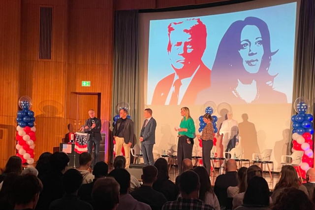 Election Night 2024 in Freiburg: Harris vs. Trump - Amerika whlt