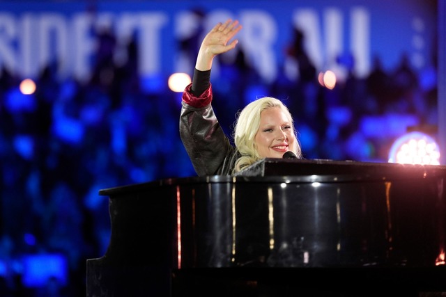 Lady Gaga gibt ihre Stimme f&uuml;r Kamala Harris ab. (Archivbild)  | Foto: Matt Rourke/AP/dpa