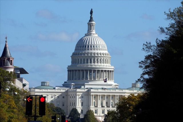 Blick auf das Kapitol in der US-Hauptstadt Washington.  | Foto: Jon Elswick/AP