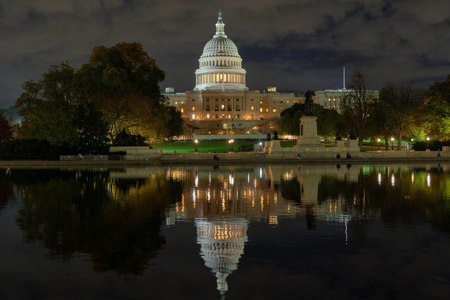 Den Demokraten droht der Verlust der Mehrheit im US-Senat.  | Foto: Jose Luis Magana/FR159526 AP/dpa