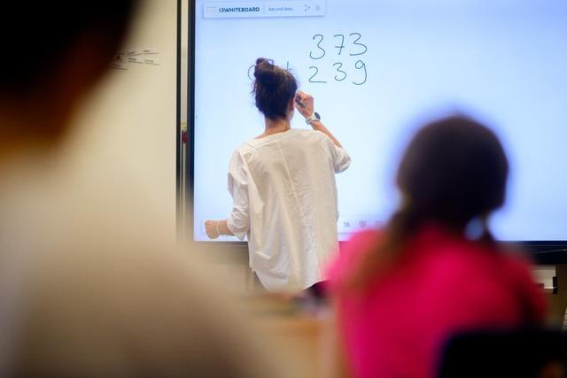 Studierende in Freiburg lehnen Zwangspause zwischen PH und Schule ab